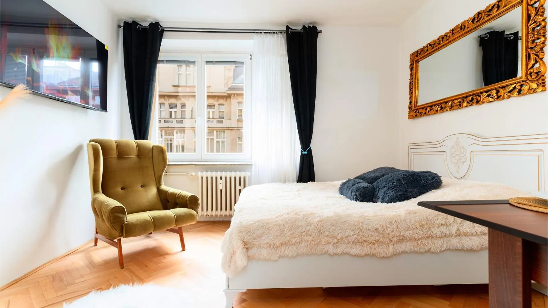 Brilliant Deluxe Suite Prag 0*,